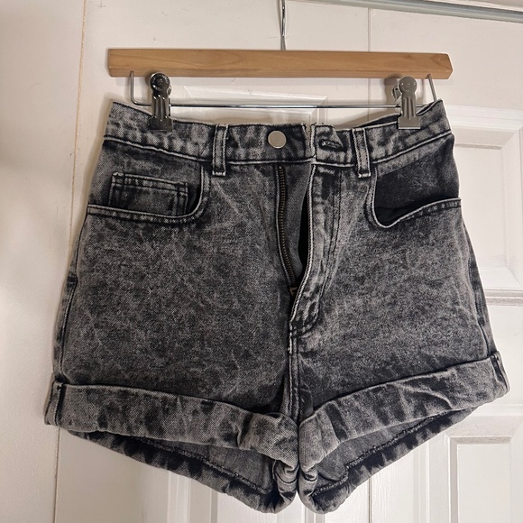 American Apparel - Acid Gray Wash Shorts - Picture 1 of 2